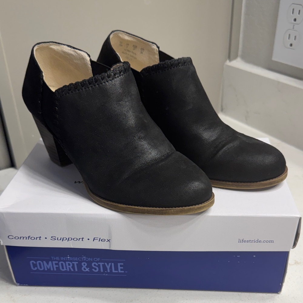 Life Stride Black Ankle Booties